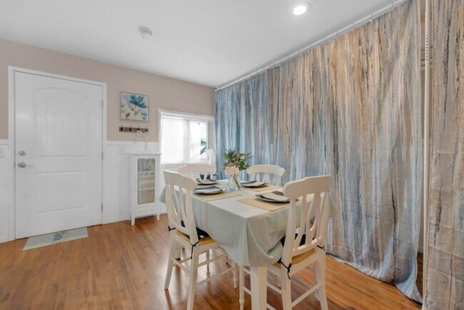 Building Photo - MOVE-IN SPEACIAL!! Peaceful Farmhouse Stud...