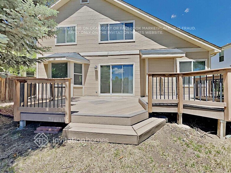 Building Photo - 4511 N Blazingstar Trail