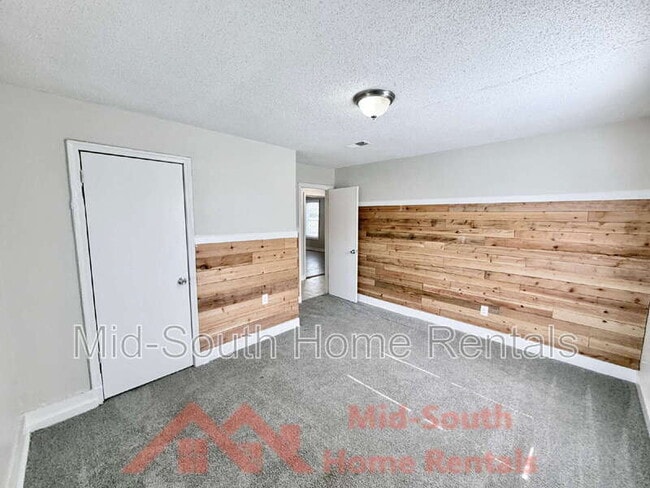 Building Photo - 1417 Rayner St