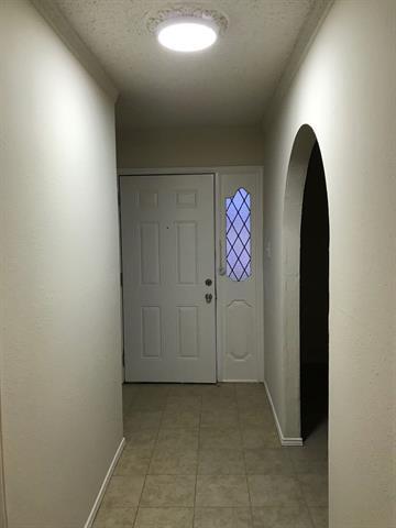 Building Photo - 2805 Parkhaven Dr