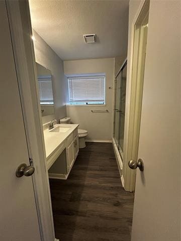 Building Photo - 206 N Alder Dr