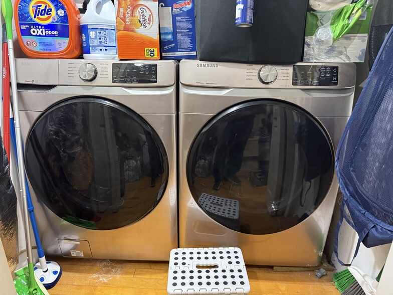 Laundry - 3 Glenn St