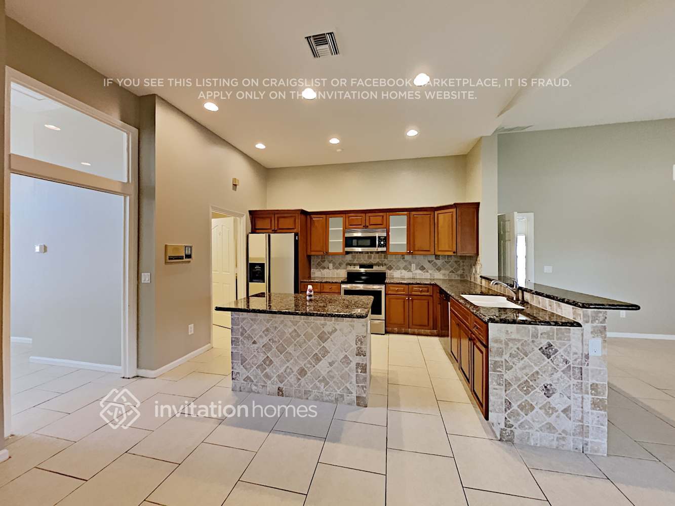 Building Photo - 2293 Stonegate Dr