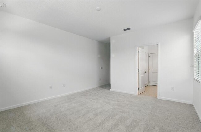 Building Photo - 251 Ballo Dr