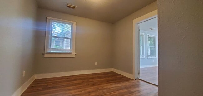 Primary Photo - $500 OFF FIRST MONTHS RENT MOVE-IN SPECIAL!!