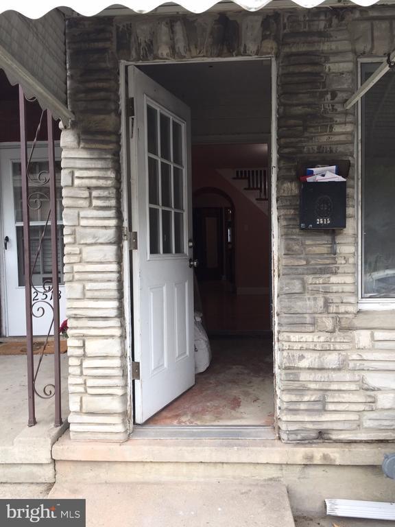 Building Photo - 2515 Perkiomen Ave