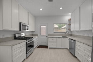Building Photo - 2014 Gemini St