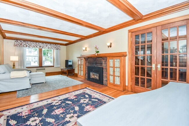 Building Photo - 36 Whittier Rd