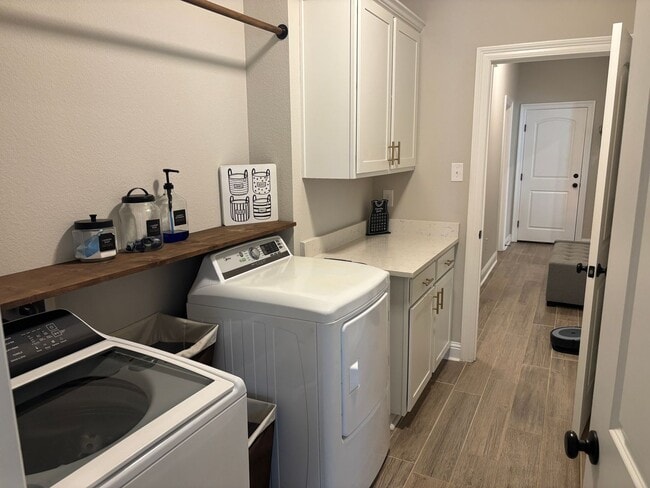 Building Photo - 17096 Avocet Dr