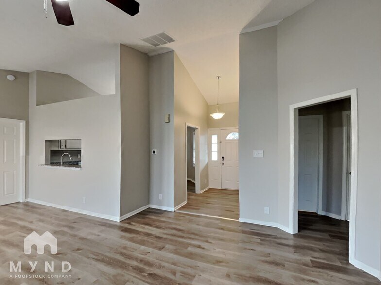 Building Photo - 6040 Buell Ln