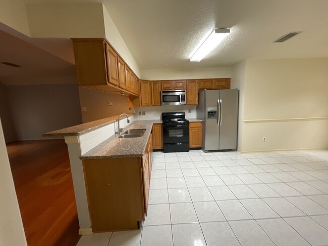 Building Photo - 46 Sweetdream Pl