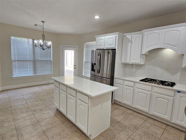 Building Photo - 12503 Rosewood Way Ln