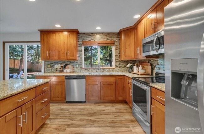 Building Photo - Spacious 3-Bedroom Home Near Redondo Beach Park!