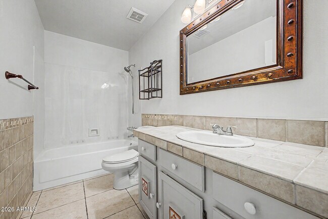 Building Photo - 1291 W Butler Dr