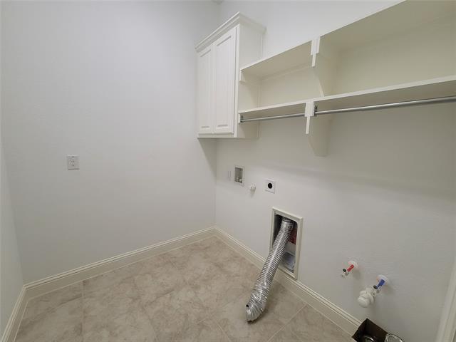 Building Photo - 8553 Gerbera Daisy Rd