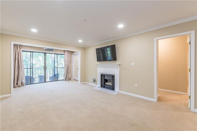 Building Photo - 28106 Plantation Dr NE