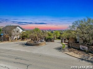 Building Photo - 1346 Nicholas Manor