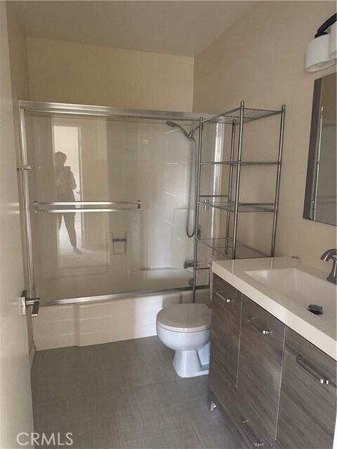 Building Photo - 12 Wildbrook