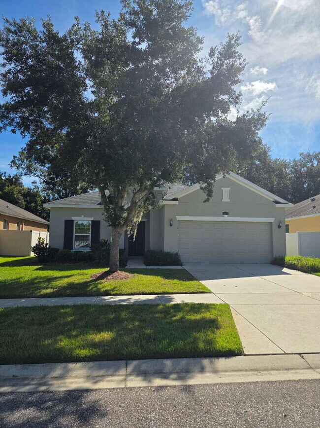 Primary Photo - Very nice house in Ashton Oaks for rent