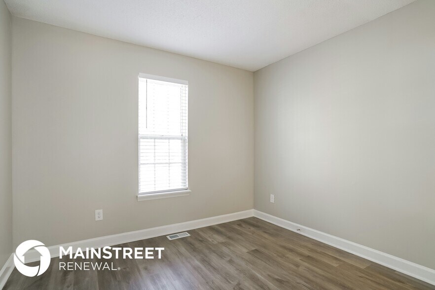 Building Photo - 1506 E Lenoir St