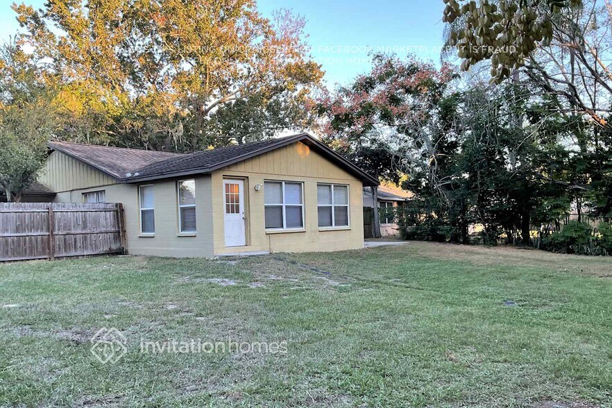 Building Photo - 714 Valley Hill Dr