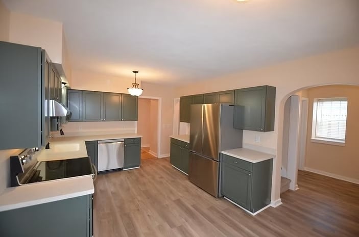 Kitchen - 119 S 4th St