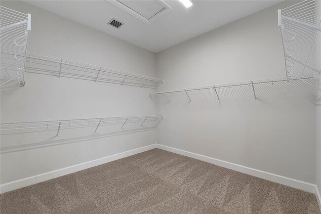 Building Photo - 5223 Liberty Ln