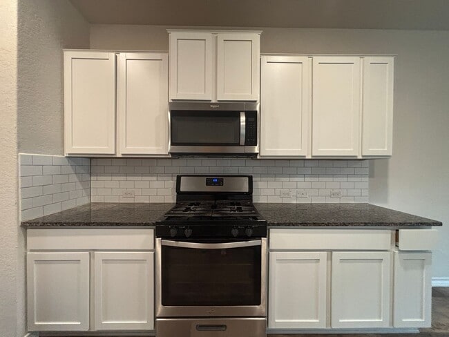 Building Photo - 5-Bedroom Home with Solar, Water Softener ...