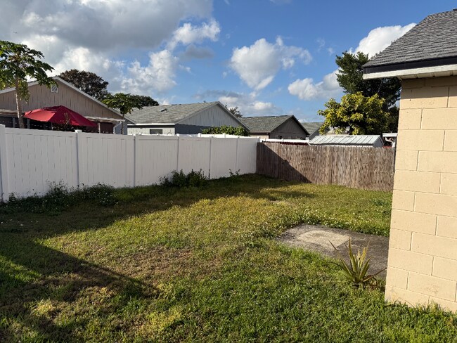 Building Photo - 2039 Garwood Dr