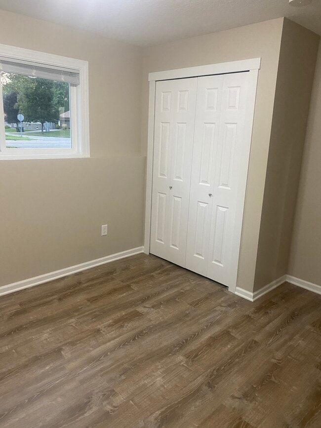 Building Photo - 15468 Pennock Ln