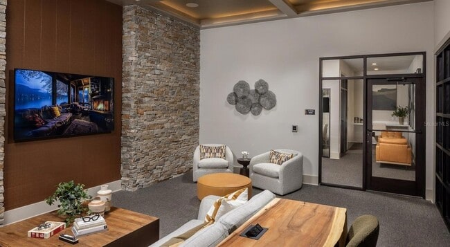 Building Photo - 5000 Collina Ter