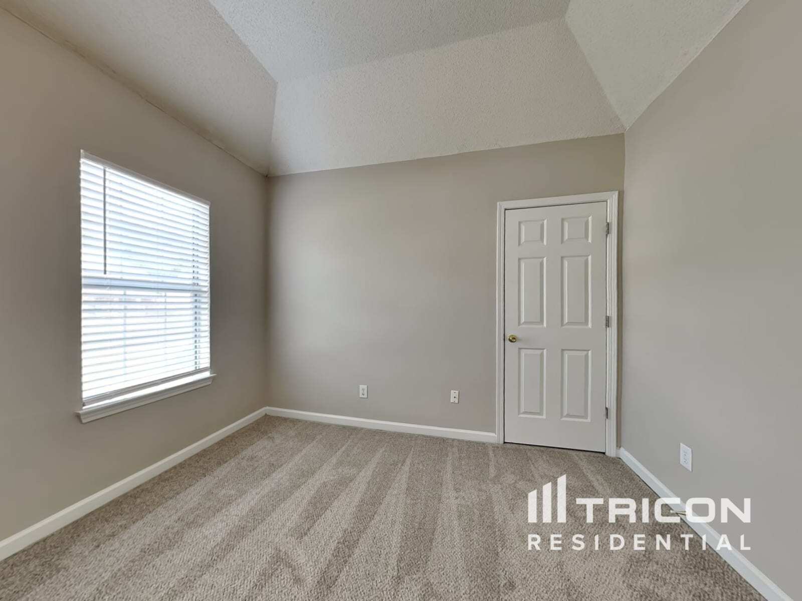 Building Photo - 390 Cascade Rise Ct SW