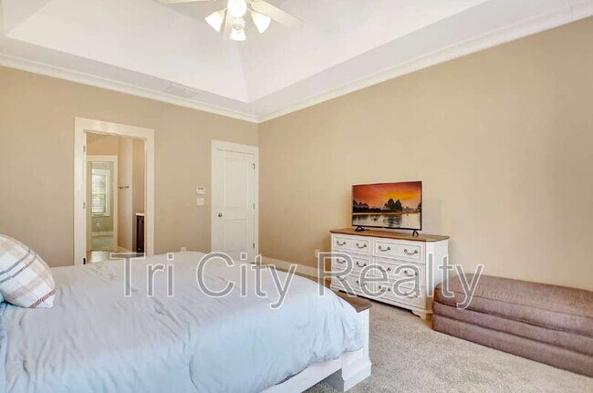 Building Photo - 175 Ridgeway Ct