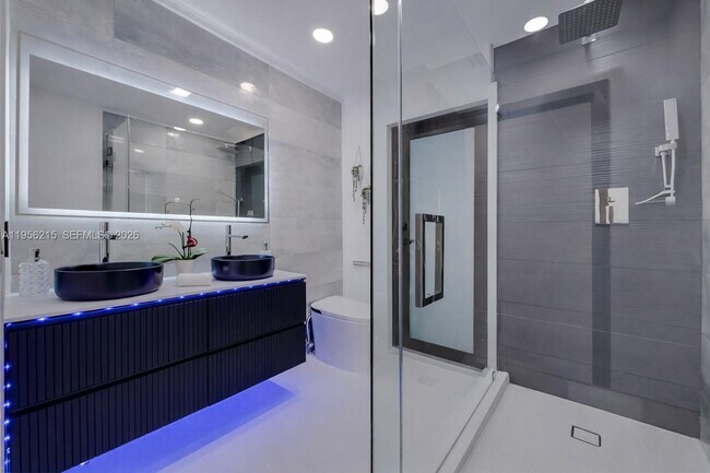 Building Photo - 17203 SW 78th Pl