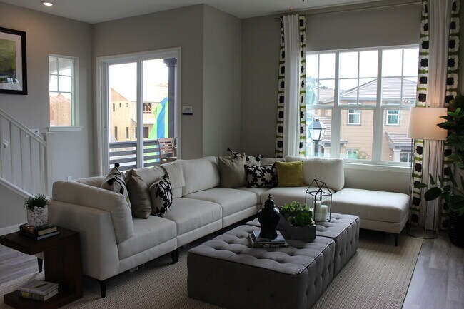 Great Room - 26 Irby Ranch Dr