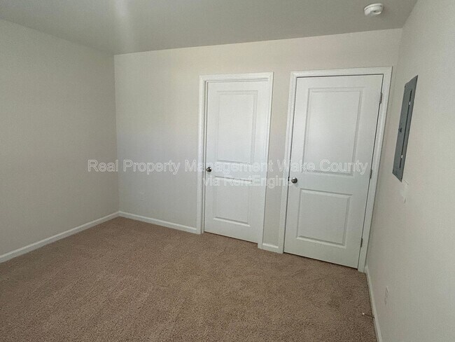 Building Photo - 8515 Beckett Chase Wy