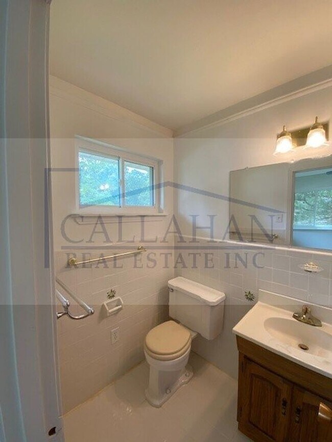 Building Photo - NLR 3 Bedroom Home