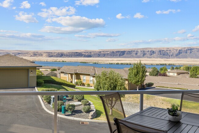 Building Photo - 9287 Riverview Way NW