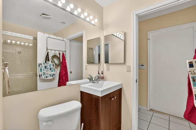 Building Photo - 20803 Cabrillo Way