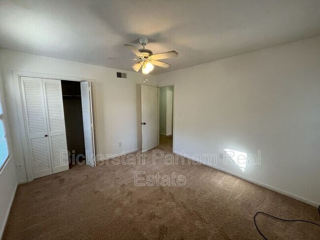 Building Photo - 4255 Carlene Dr