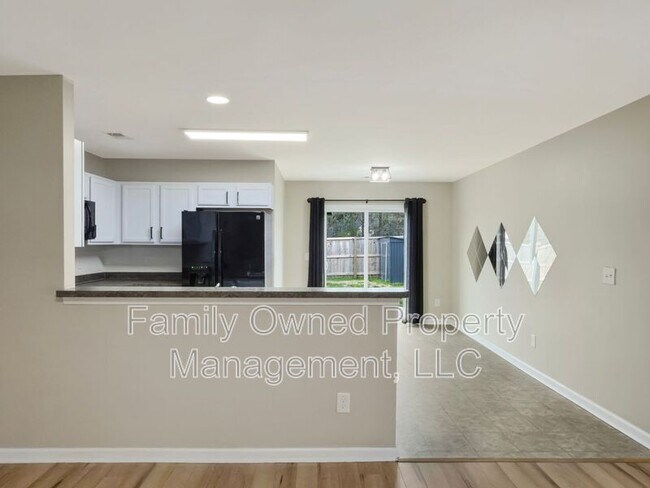 Building Photo - 351 Salkahatchie St