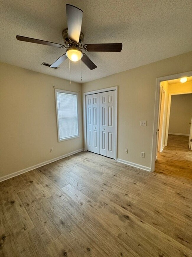 Building Photo - 7222 Konlack Ct