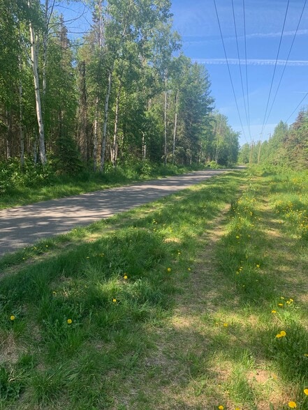 Chester Creek Bike Trail - 4806 Mills Dr