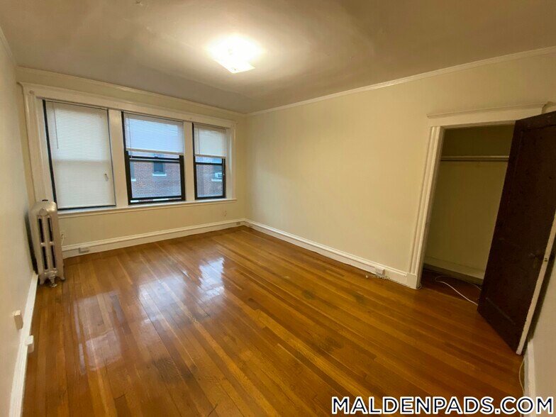 Building Photo - 17-19 Washington St.