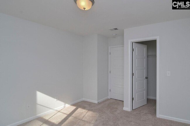 Building Photo - 356 Hollow Cove Rd