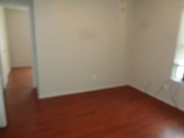 Building Photo - 810 Oak W Dr