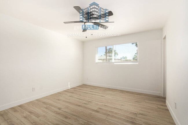 Building Photo - 505 S Margo Dr