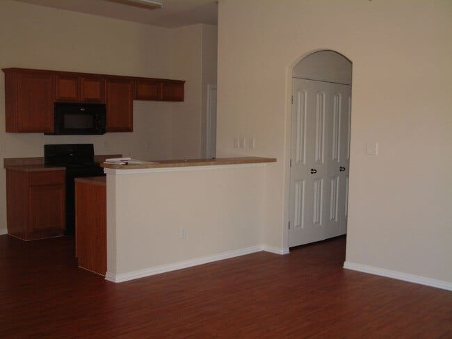 Building Photo - 936 Terry Trail