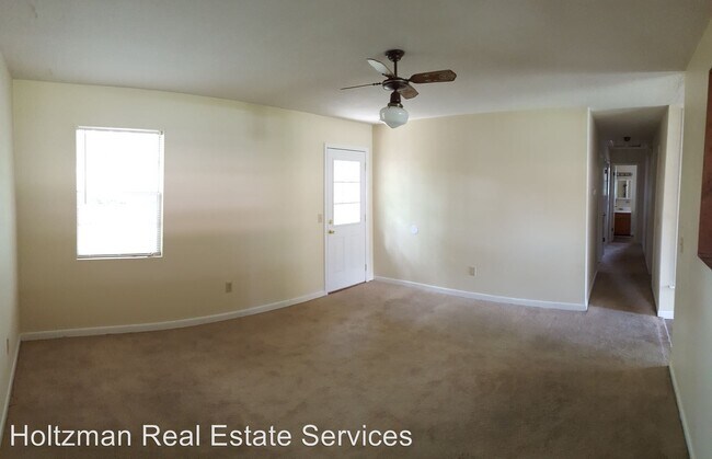 Building Photo - 3 br, 1.5 bath House - 235 Deerwood Drive