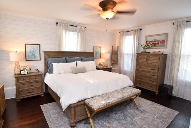 Building Photo - 23409 Seaside Rd